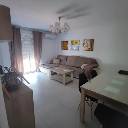 Appartement Apto. Escolano, Playa De La Cachucha. Wifi, A/c *